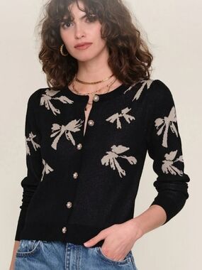 NWT HEARTLOOM Katari Cardigan in Black with Bow Jacquard Pearl Button, Sz Small